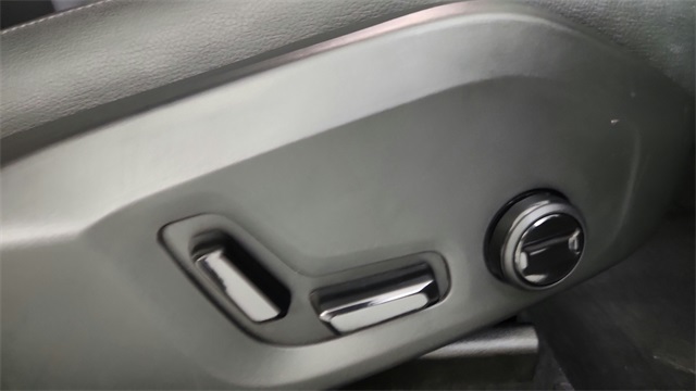 used 2025 Volvo XC60 Plug-In Hybrid car, priced at $53,988