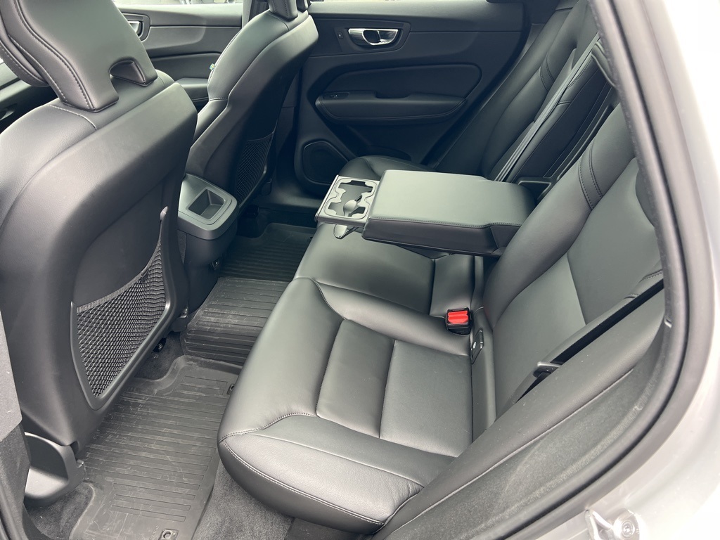 used 2024 Volvo XC60 car, priced at $35,900