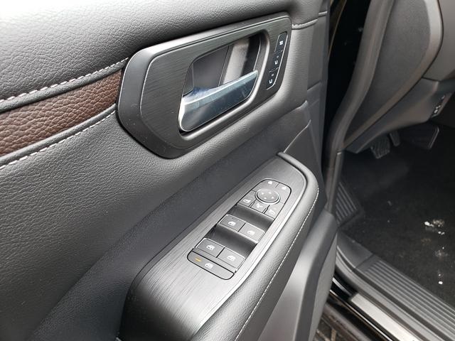 new 2025 Nissan Armada car, priced at $71,689