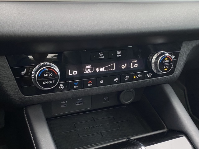 used 2023 Mitsubishi Outlander car, priced at $29,655