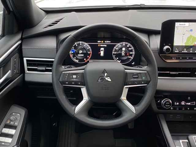 used 2023 Mitsubishi Outlander car, priced at $29,655