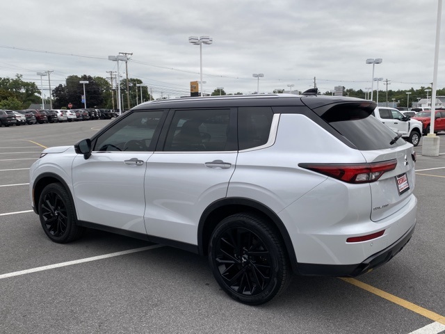 used 2023 Mitsubishi Outlander car, priced at $29,655