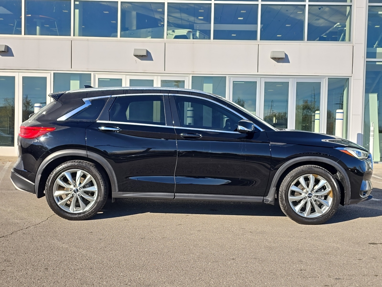 used 2019 INFINITI QX50 car, priced at $20,000