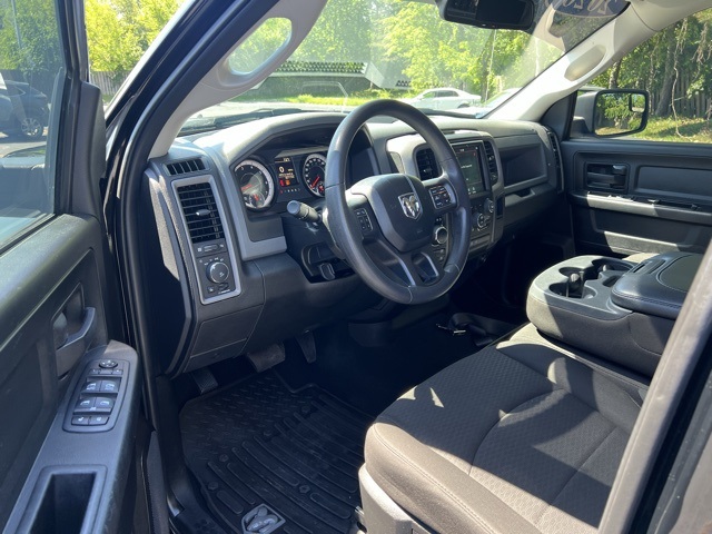 used 2020 Ram 1500 Classic car, priced at $28,500