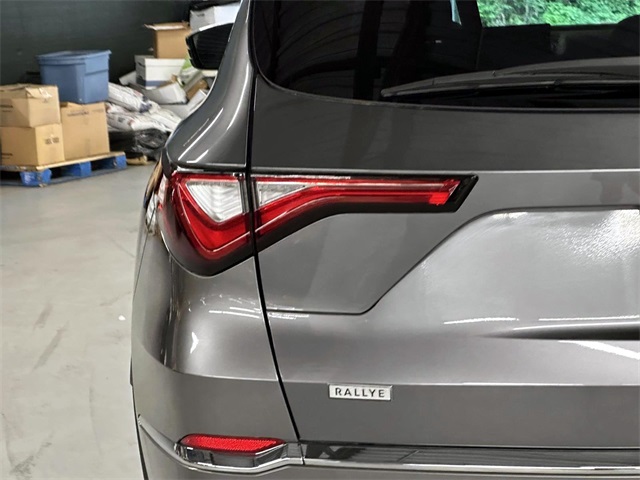 used 2022 Acura MDX car, priced at $41,443