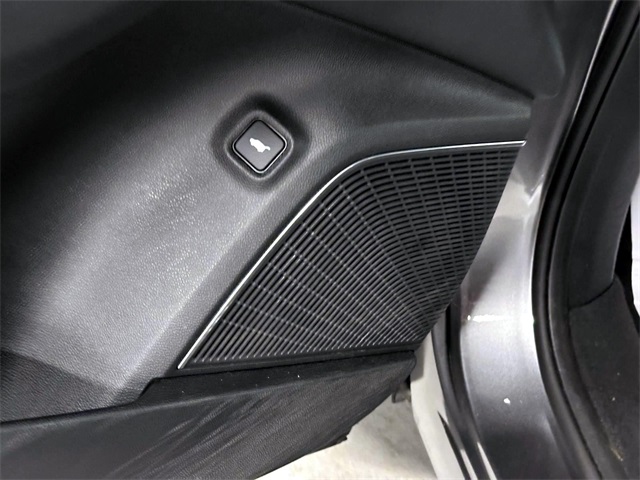 used 2022 Acura MDX car, priced at $41,443