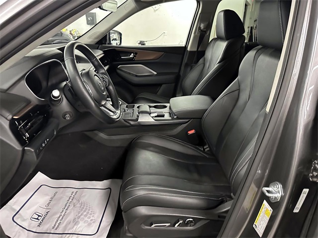 used 2022 Acura MDX car, priced at $41,443