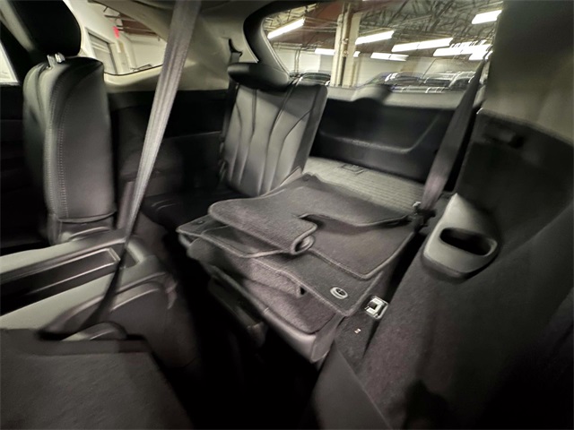 used 2022 Acura MDX car, priced at $41,443