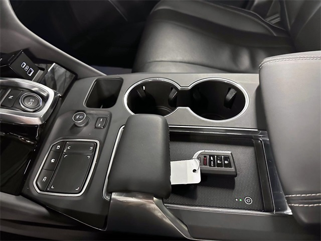 used 2022 Acura MDX car, priced at $41,443