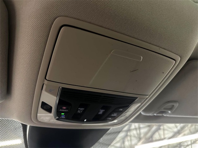 used 2022 Acura MDX car, priced at $41,443