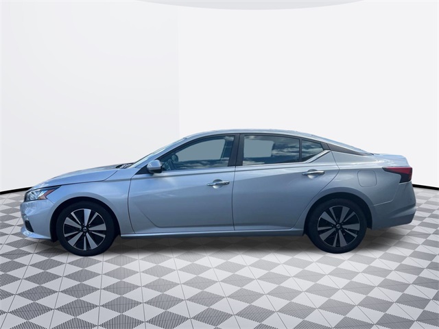 used 2022 Nissan Altima car, priced at $17,811