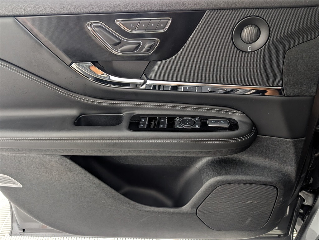 new 2025 Lincoln Corsair car