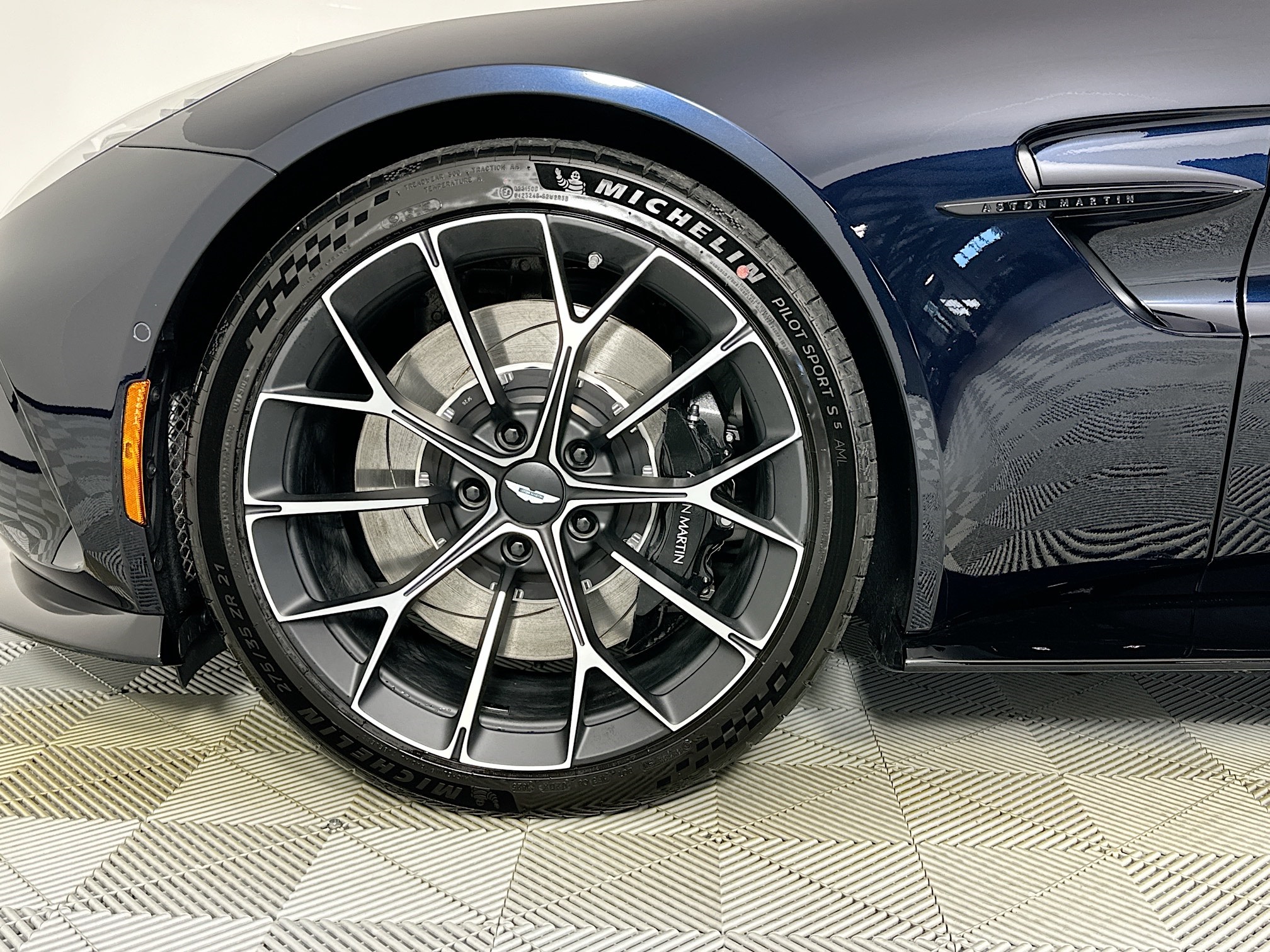 new 2026 Aston Martin Vantage car, priced at $260,900