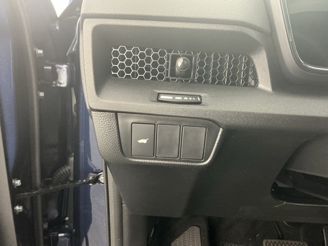 new 2026 Honda CR-V Hybrid car, priced at $40,250