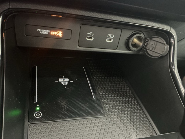 new 2026 Honda CR-V Hybrid car, priced at $40,250