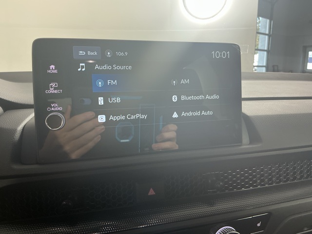 new 2026 Honda CR-V Hybrid car, priced at $40,250