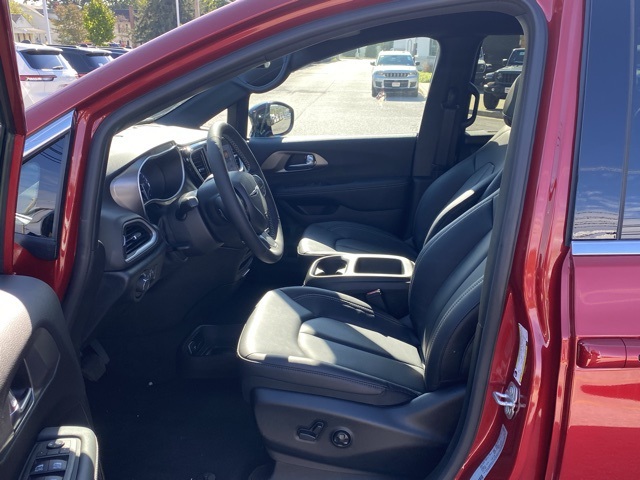 new 2026 Chrysler Voyager car, priced at $34,702