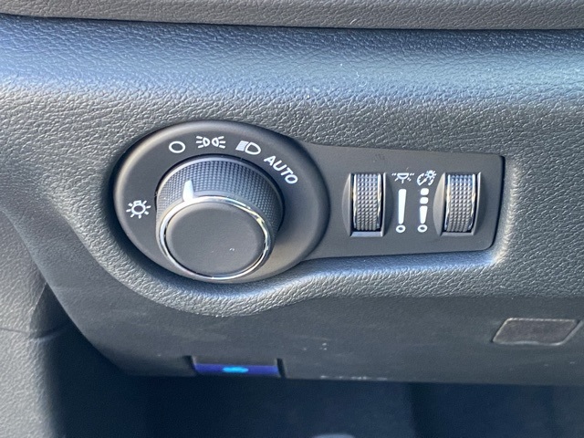 new 2026 Chrysler Voyager car, priced at $34,702