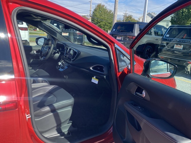 new 2026 Chrysler Voyager car, priced at $34,702