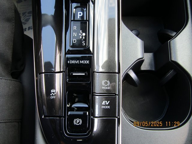 used 2025 Toyota Crown Signia car, priced at $40,999