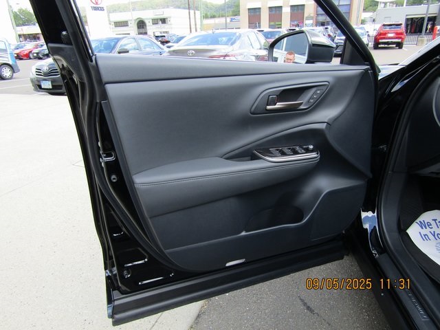 used 2025 Toyota Crown Signia car, priced at $40,999