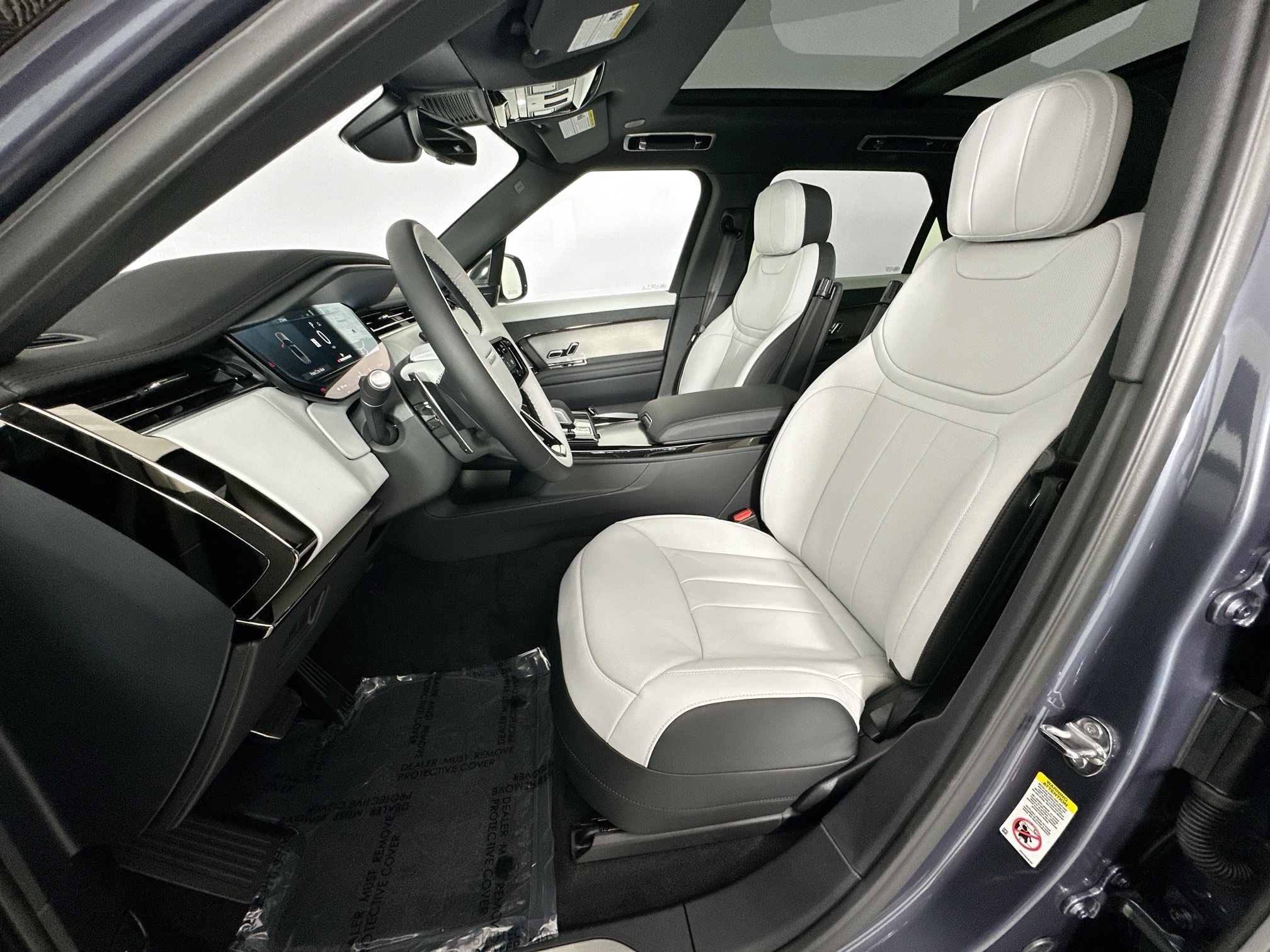 new 2025 Land Rover Range Rover Sport car, priced at $119,590