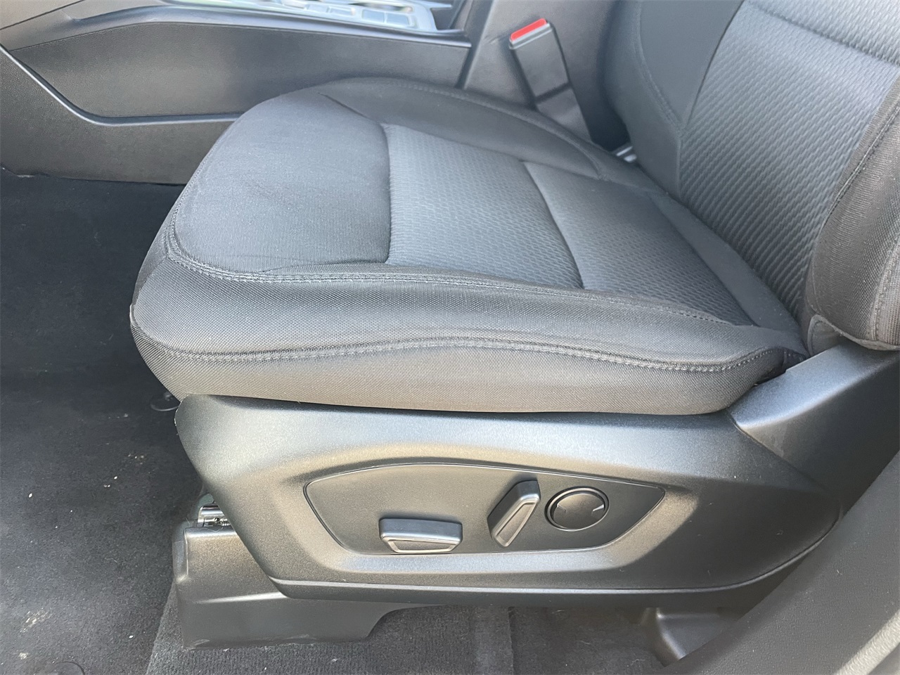 used 2022 Ford Explorer car, priced at $28,769
