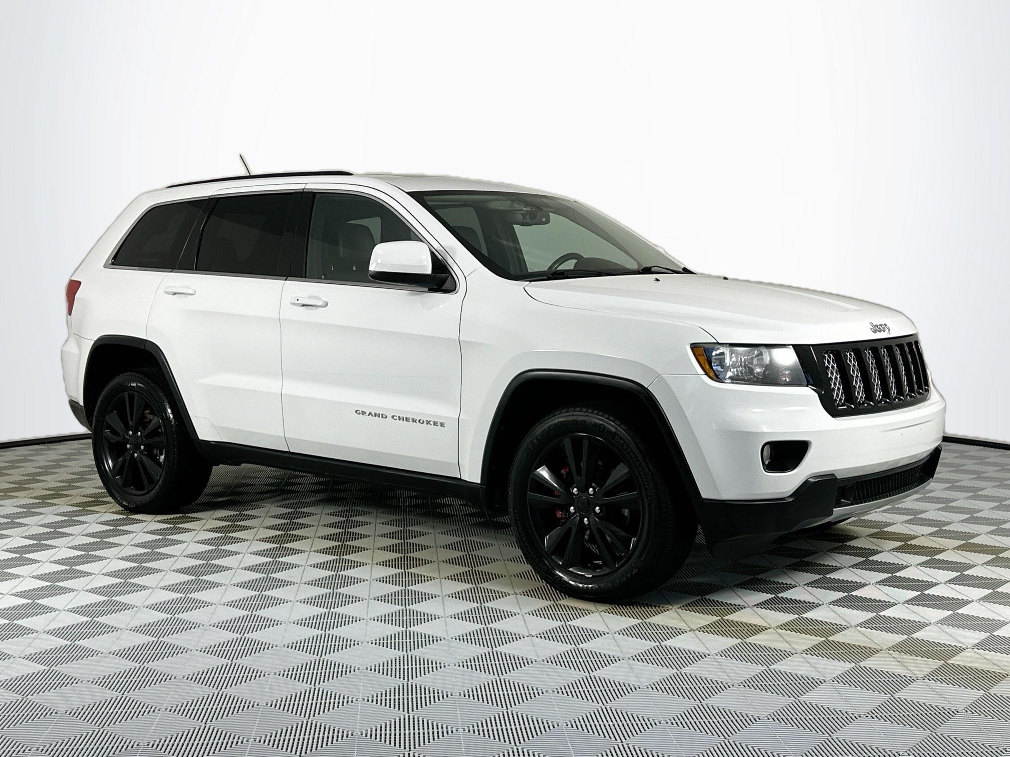 used 2013 Jeep Grand Cherokee car, priced at $12,999