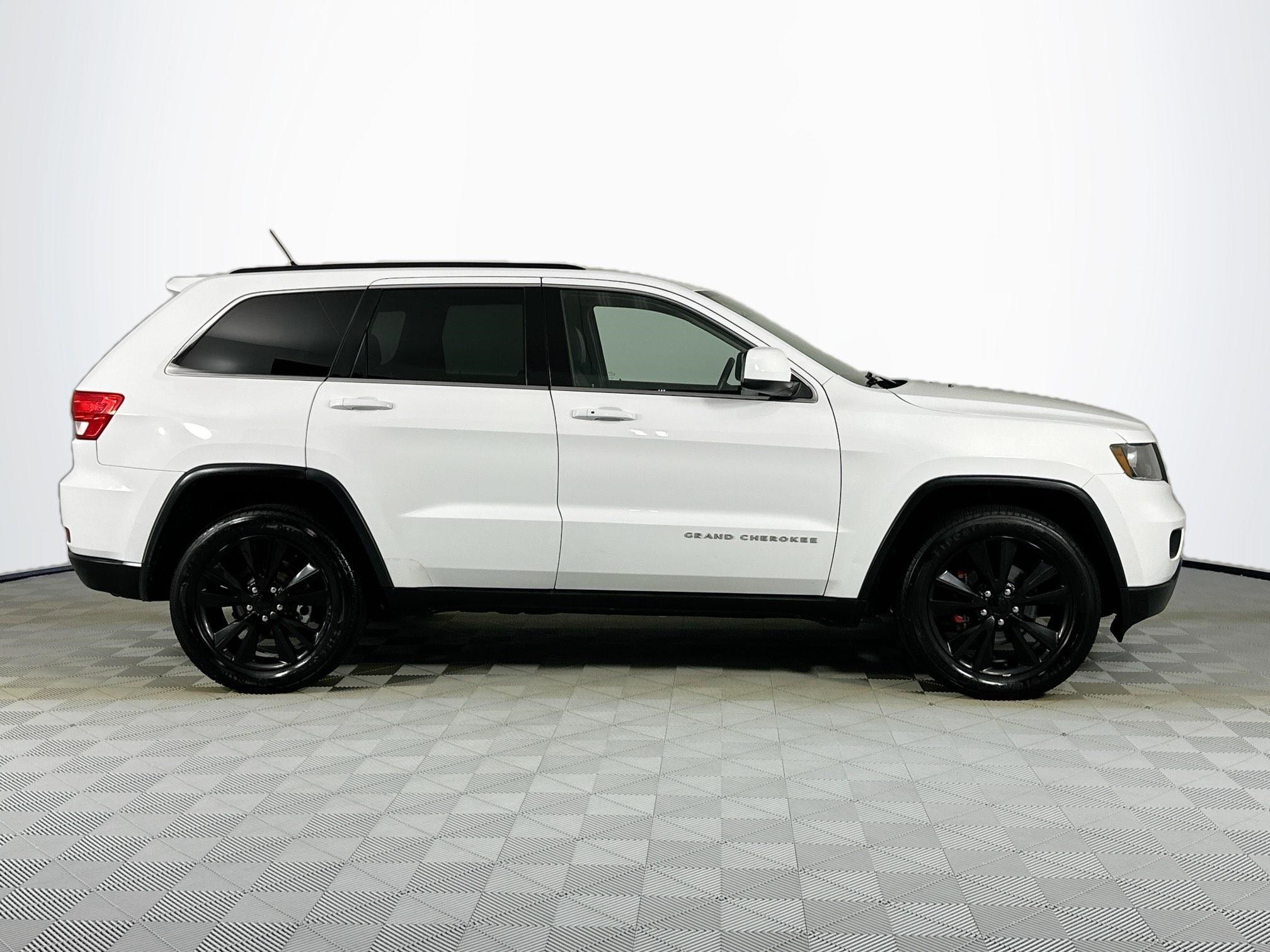 used 2013 Jeep Grand Cherokee car, priced at $12,999