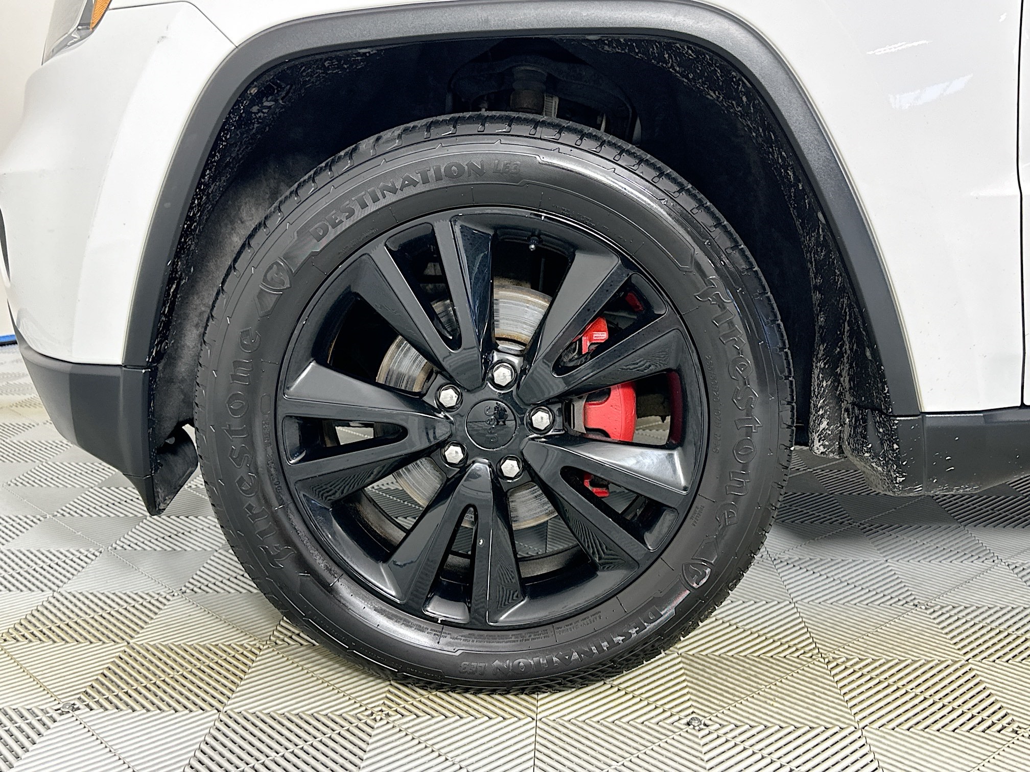 used 2013 Jeep Grand Cherokee car, priced at $12,999