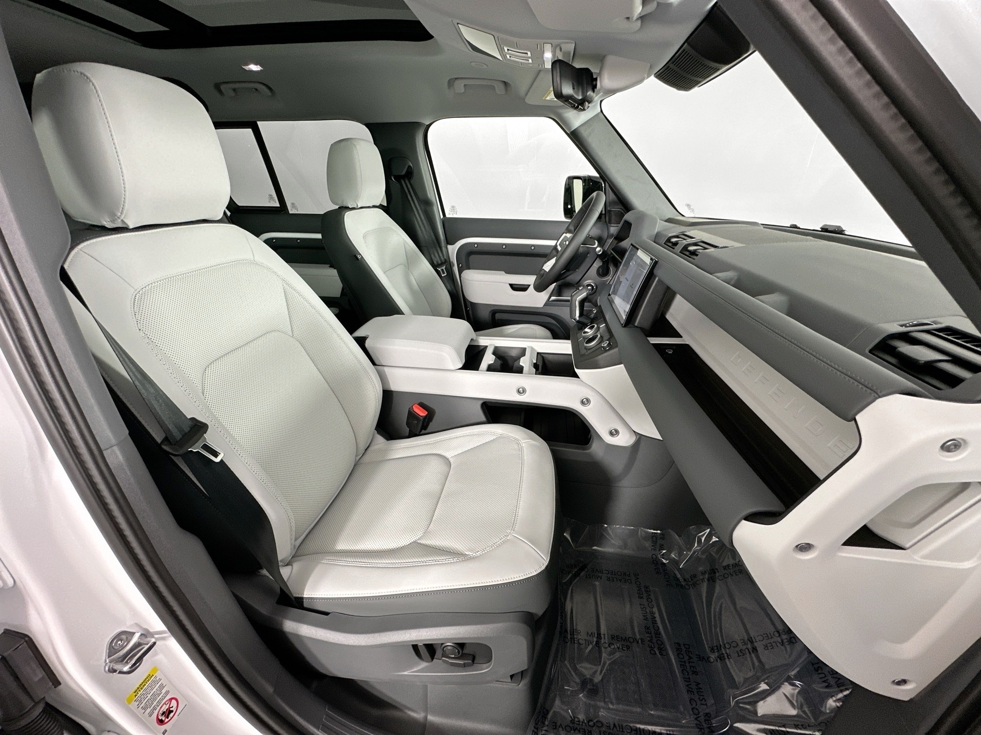 new 2025 Land Rover Defender 110 car
