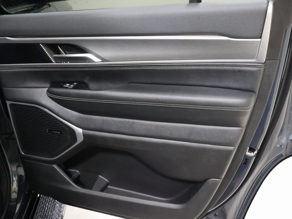 new 2025 Jeep Wagoneer car, priced at $75,625