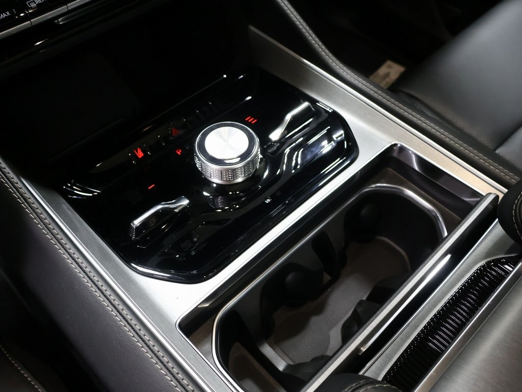 new 2025 Jeep Wagoneer car, priced at $75,625