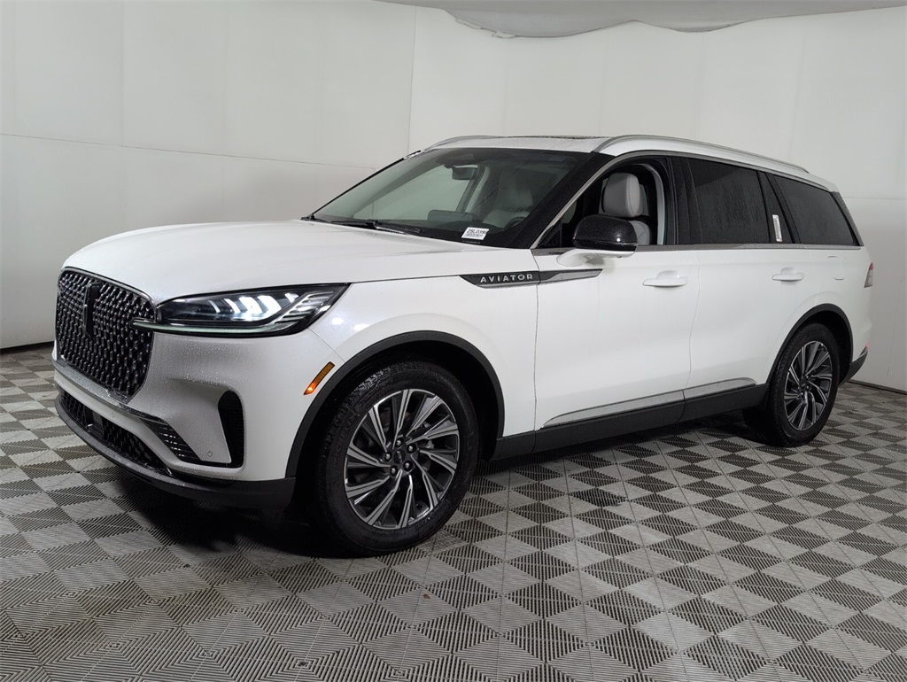 new 2025 Lincoln Aviator car, priced at $58,886