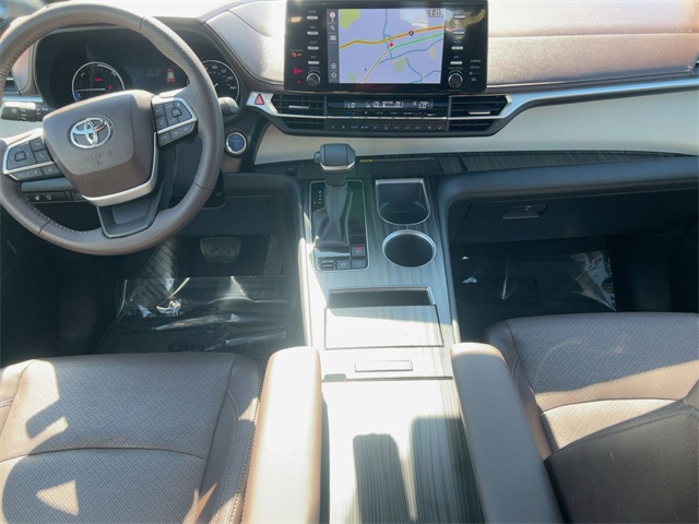 used 2024 Toyota Sienna car, priced at $54,711