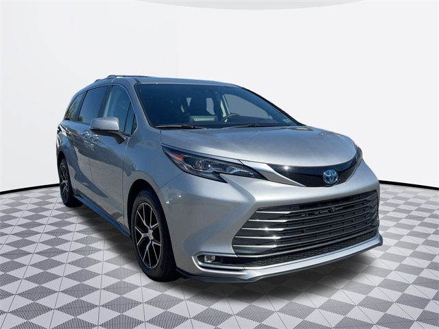 used 2024 Toyota Sienna car, priced at $54,711
