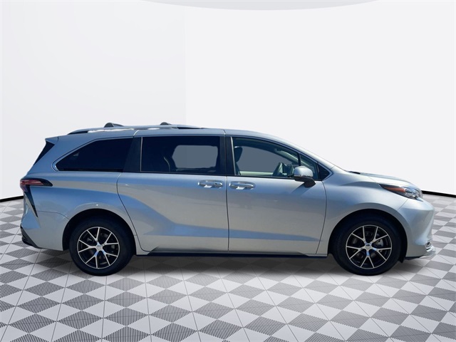 used 2024 Toyota Sienna car, priced at $54,711