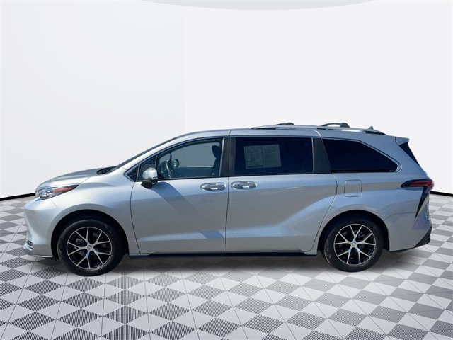 used 2024 Toyota Sienna car, priced at $54,711