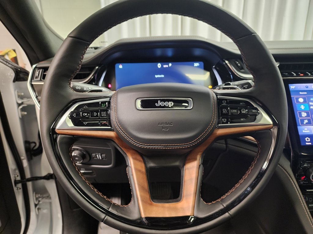 new 2025 Jeep Grand Cherokee L car, priced at $58,499
