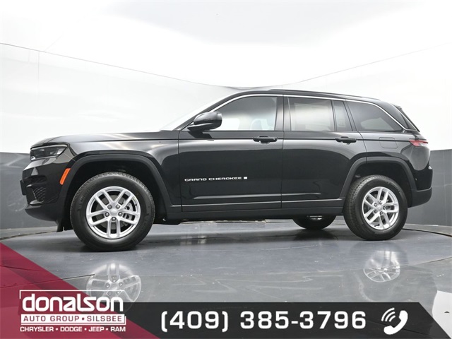 new 2025 Jeep Grand Cherokee car, priced at $39,997