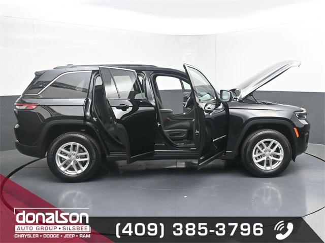 new 2025 Jeep Grand Cherokee car, priced at $39,997