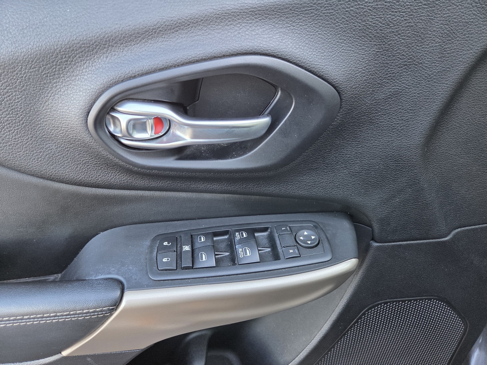 used 2017 Jeep Cherokee car, priced at $12,470