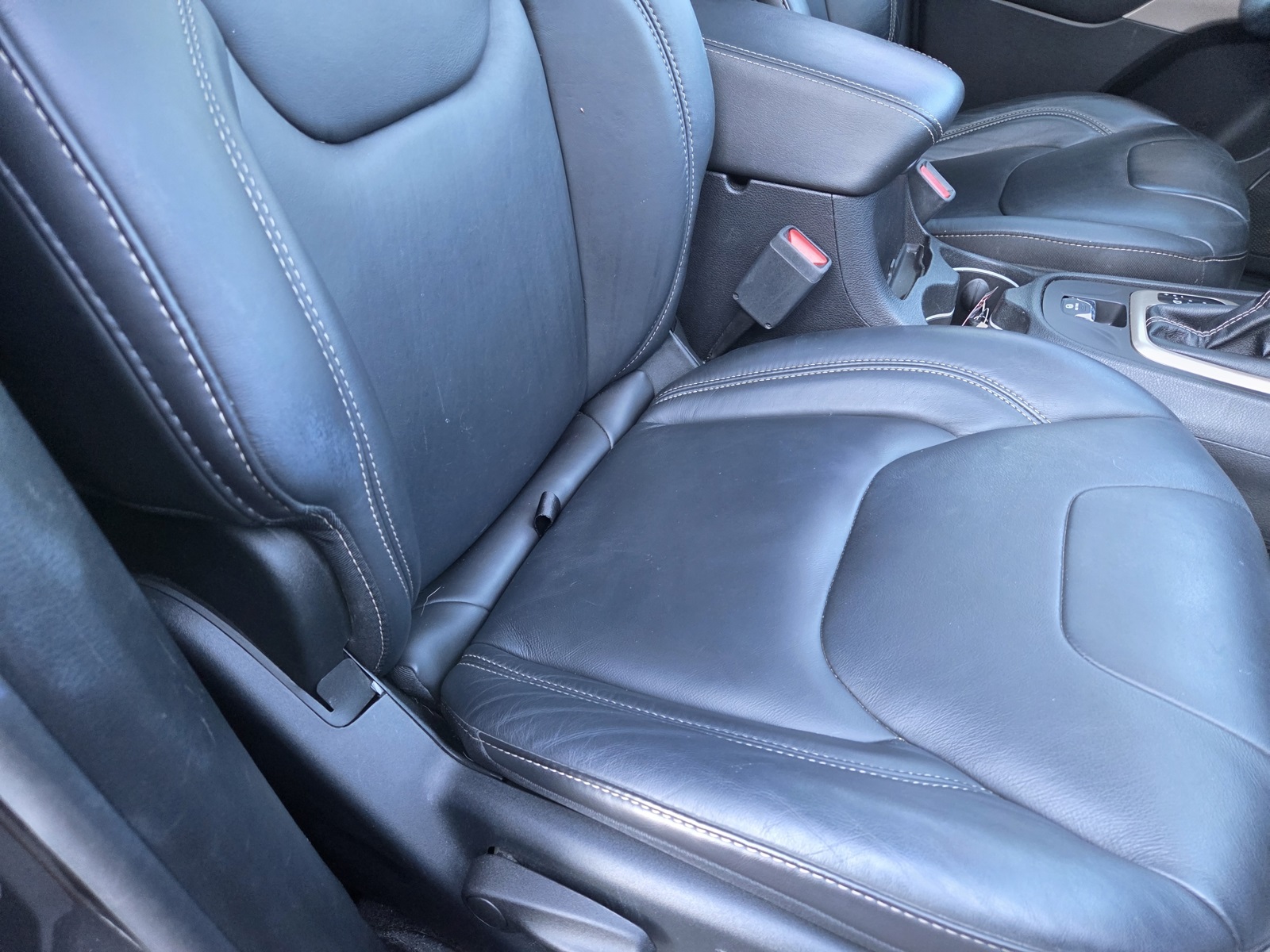 used 2017 Jeep Cherokee car, priced at $12,470