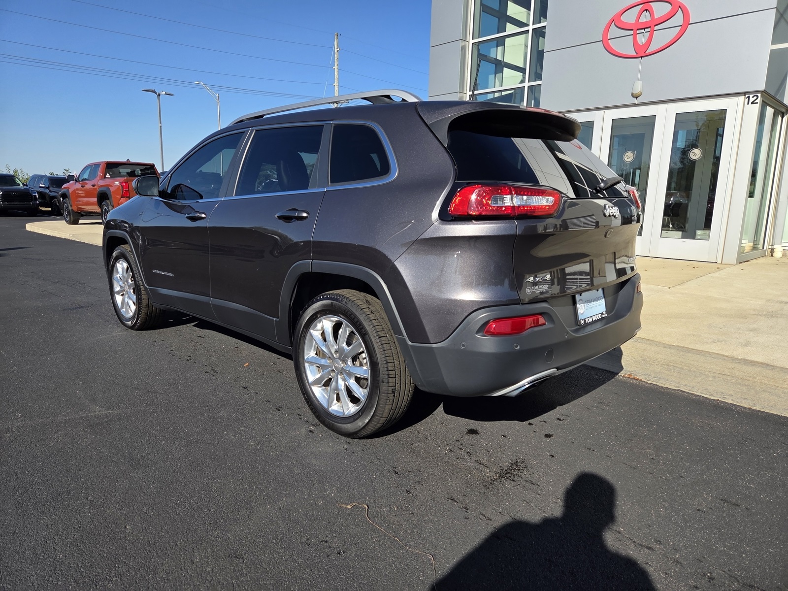 used 2017 Jeep Cherokee car, priced at $12,470