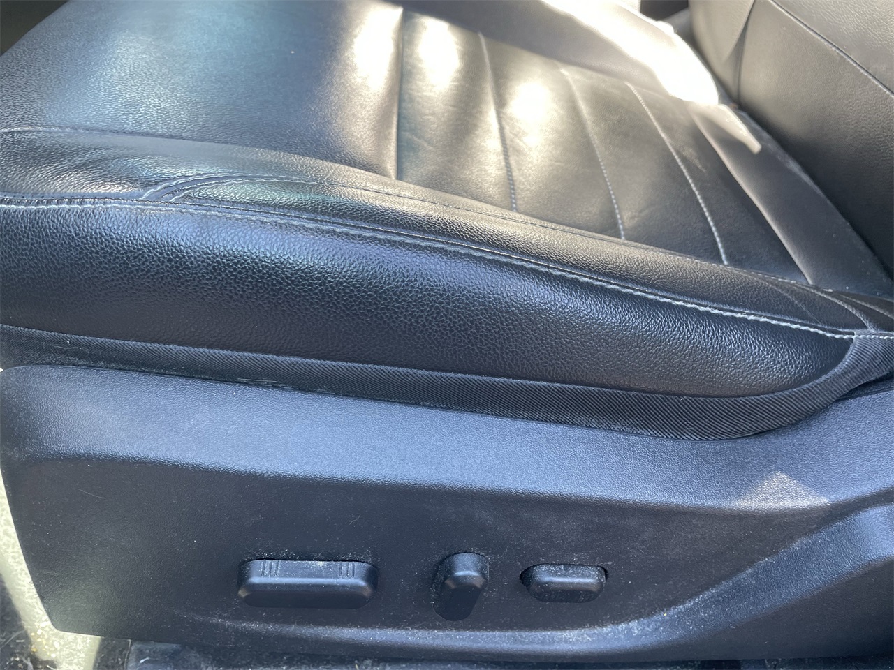 used 2014 Ford C-Max Hybrid car, priced at $9,999