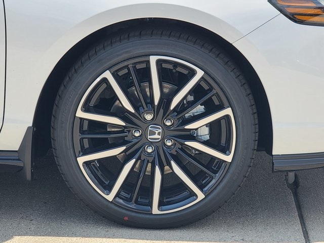 new 2025 Honda Accord Hybrid car, priced at $39,755