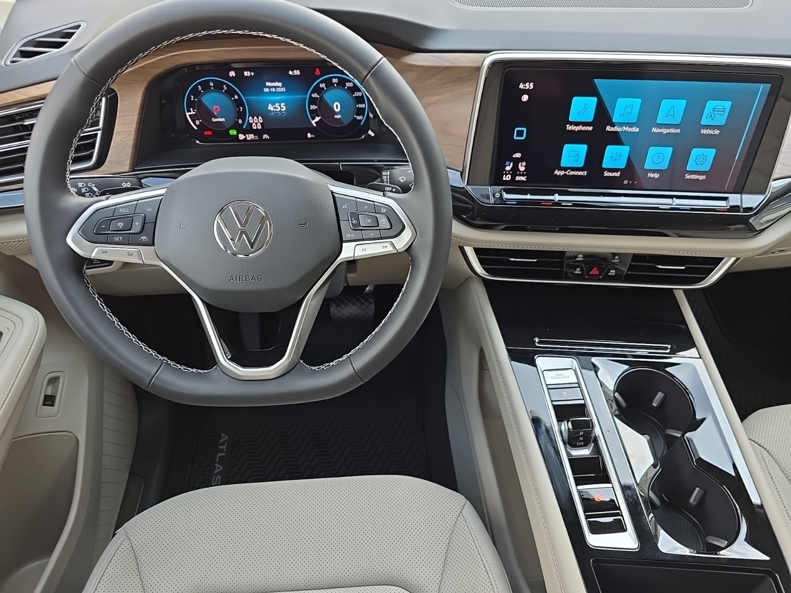 new 2026 Volkswagen Atlas car