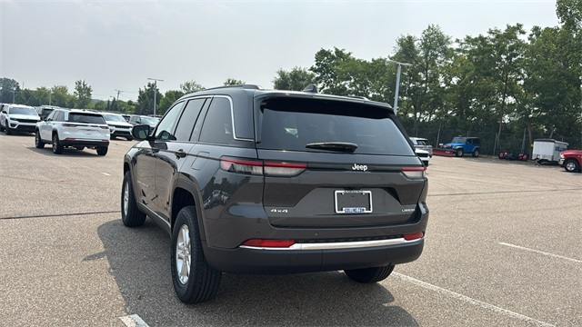 new 2025 Jeep Grand Cherokee car, priced at $42,179