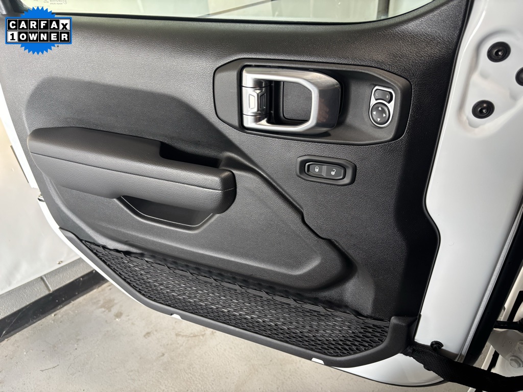 used 2023 Jeep Gladiator car, priced at $30,987