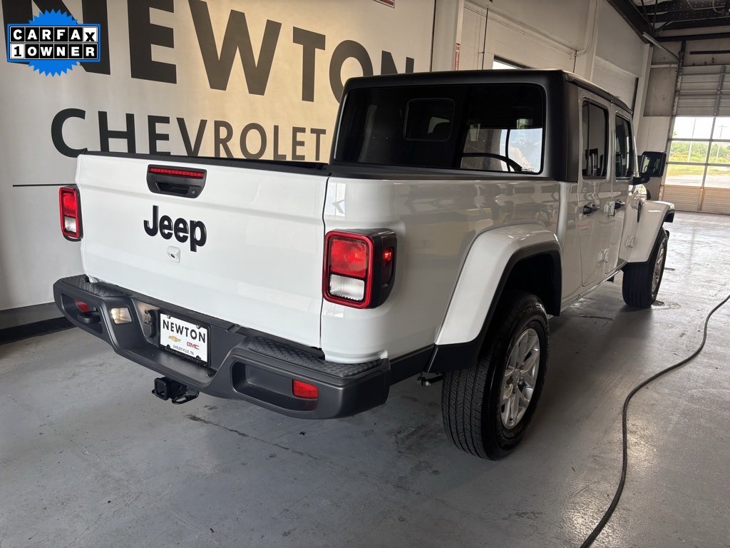 used 2023 Jeep Gladiator car, priced at $30,987